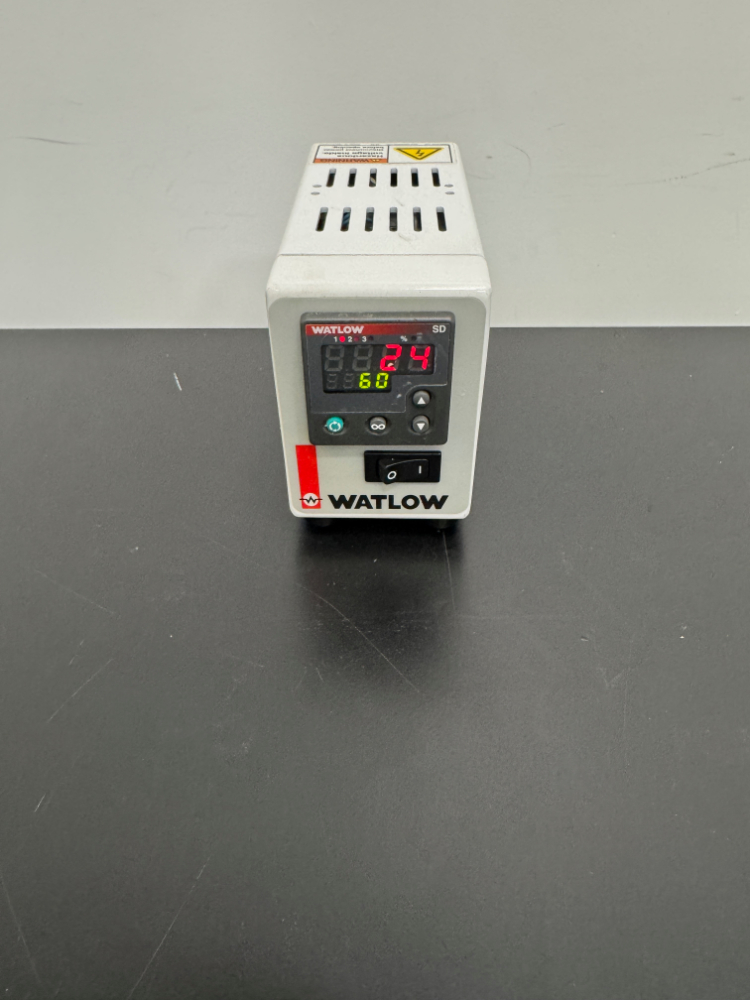 Image of Watlow Series SD PID Temperature Controller Console.